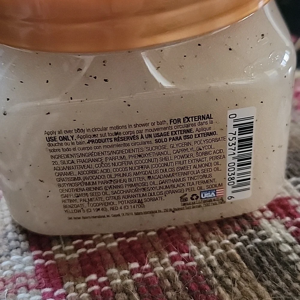 Limited Edition Tree Hut Boba Milk Tea Shea Sugar Scrub 18 oz - Picture 3 of 4